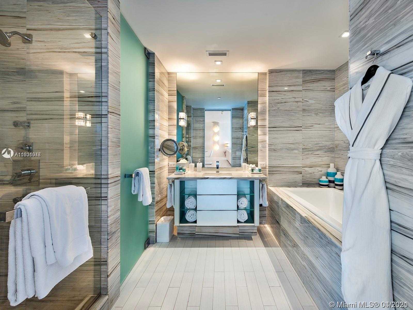 Small Image of 2201 COLLINS AVE #1519, Miami Beach Number 11