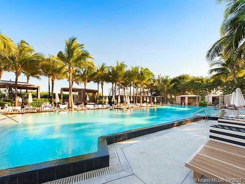 Small Image of 2201 COLLINS AVE #1519, Miami Beach Number 16