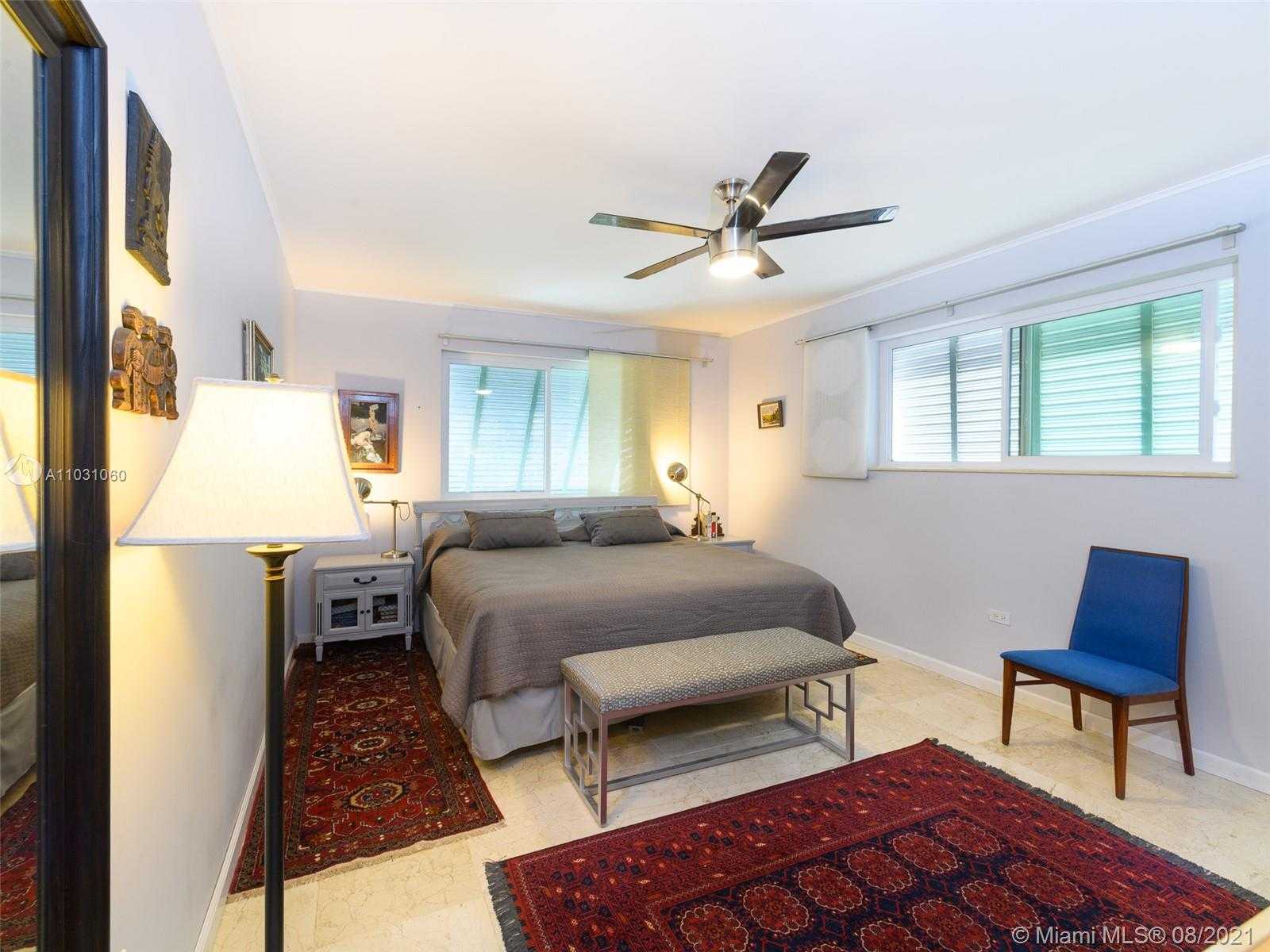 Small Image of 8835 HAWTHORNE AVE, Surfside Number 15