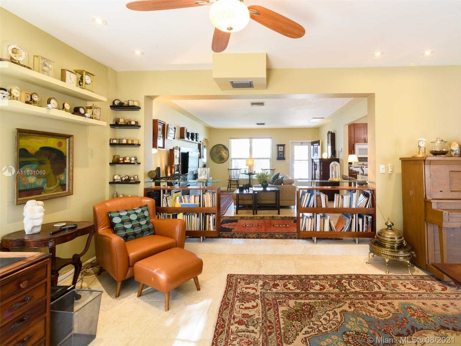 Small Image of 8835 HAWTHORNE AVE, Surfside Number 6