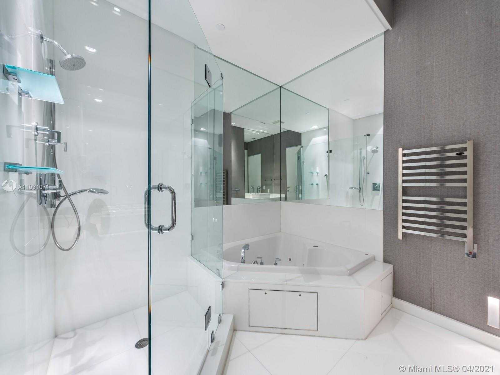 Small Image of 900 BRICKELL KEY BLVD #2903, Miami Number 14