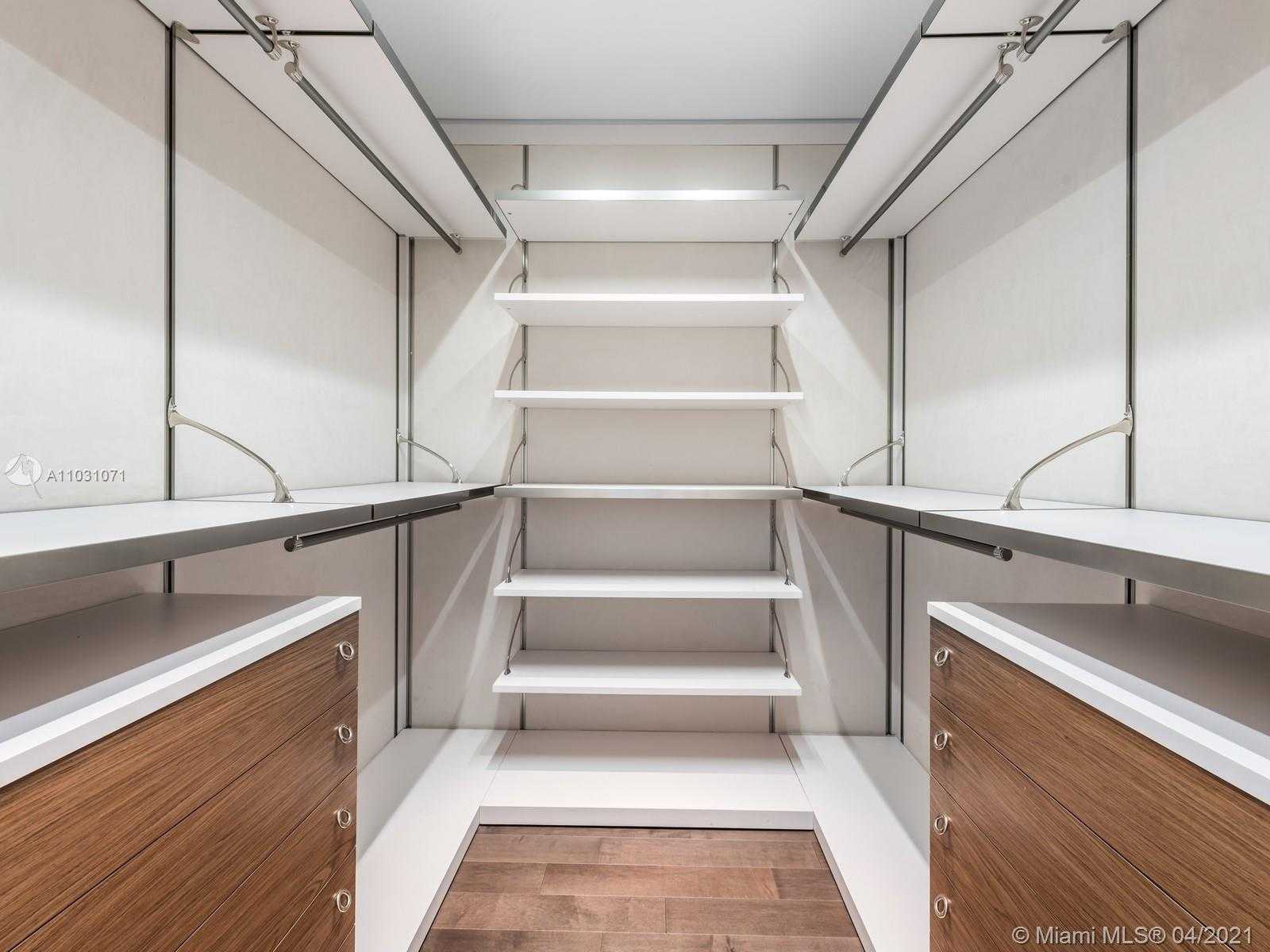 Small Image of 900 BRICKELL KEY BLVD #2903, Miami Number 29
