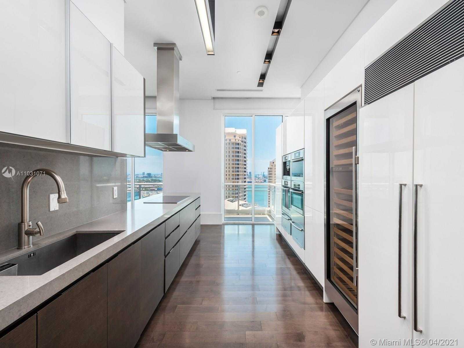 Small Image of 900 BRICKELL KEY BLVD #2903, Miami Number 40