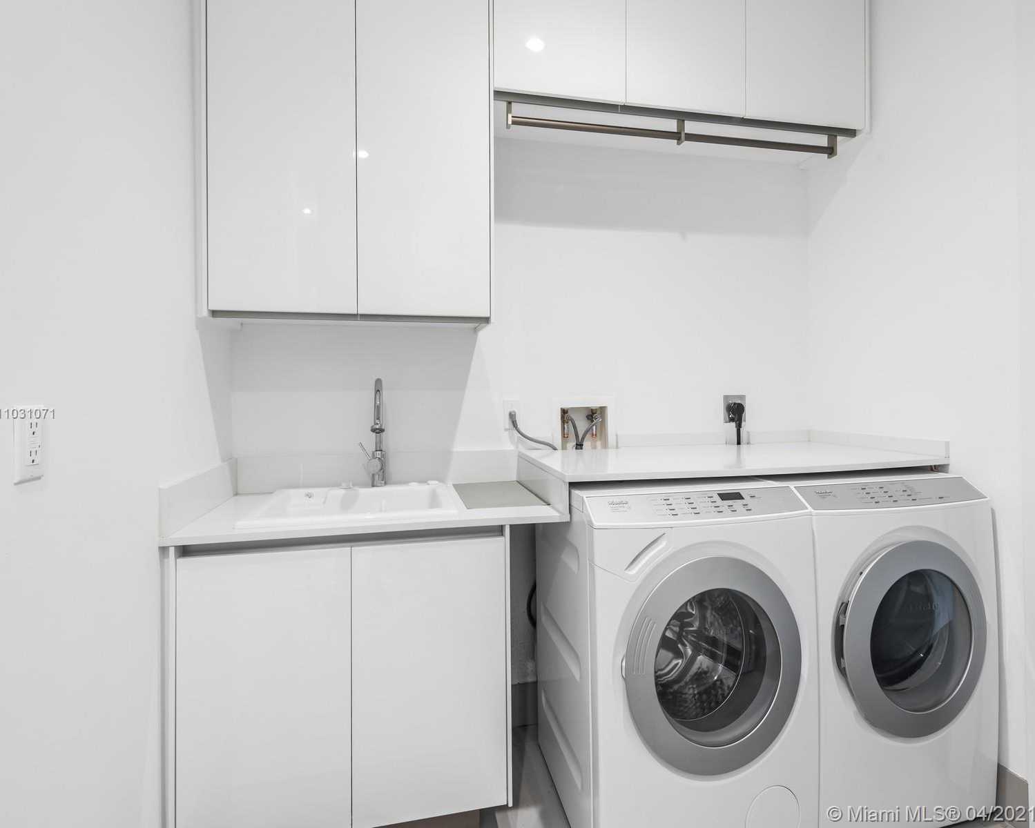 Small Image of 900 BRICKELL KEY BLVD #2903, Miami Number 44