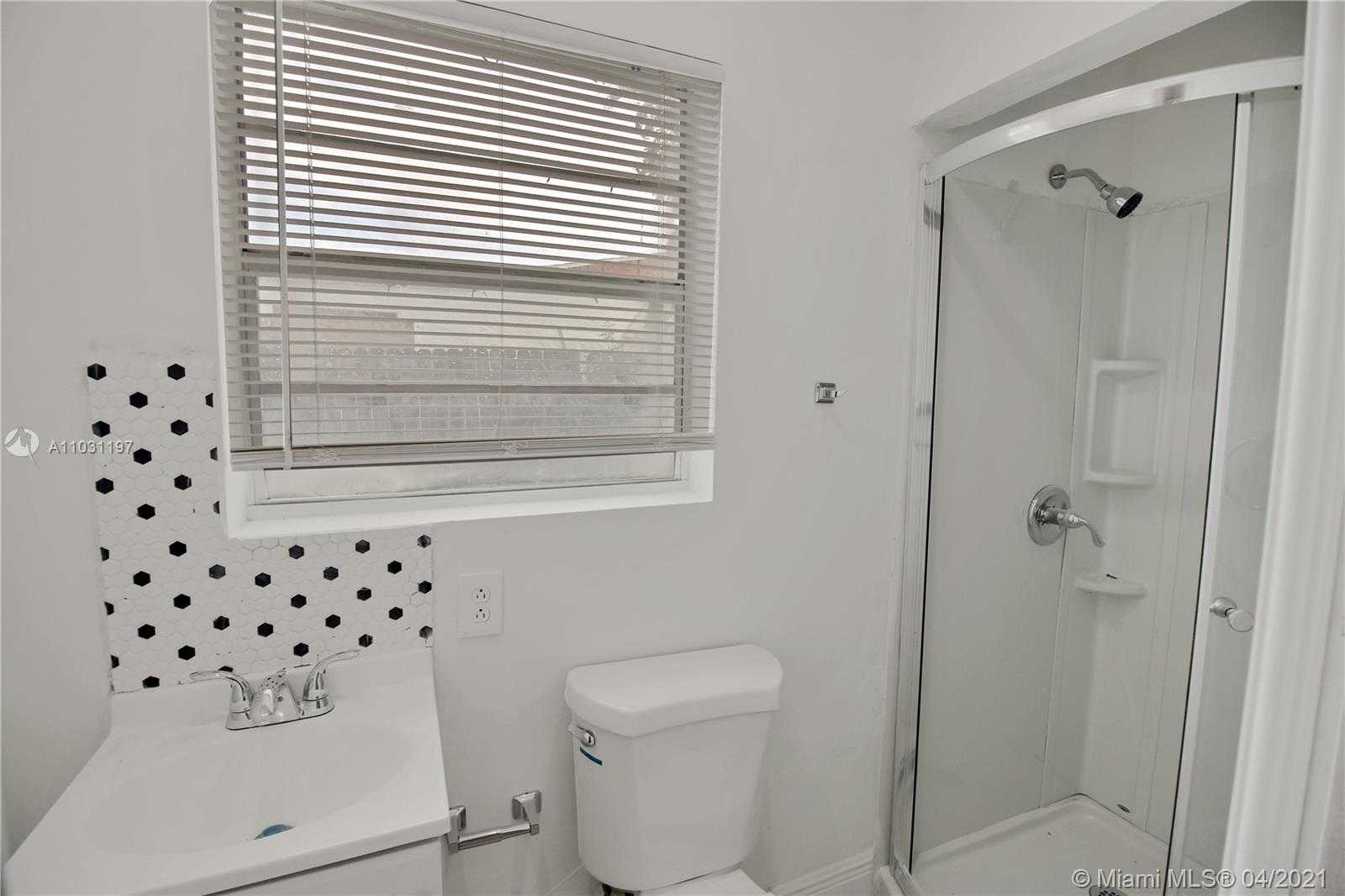 Small Image of 1160 WEST 26TH CT #D, Riviera Beach Number 12