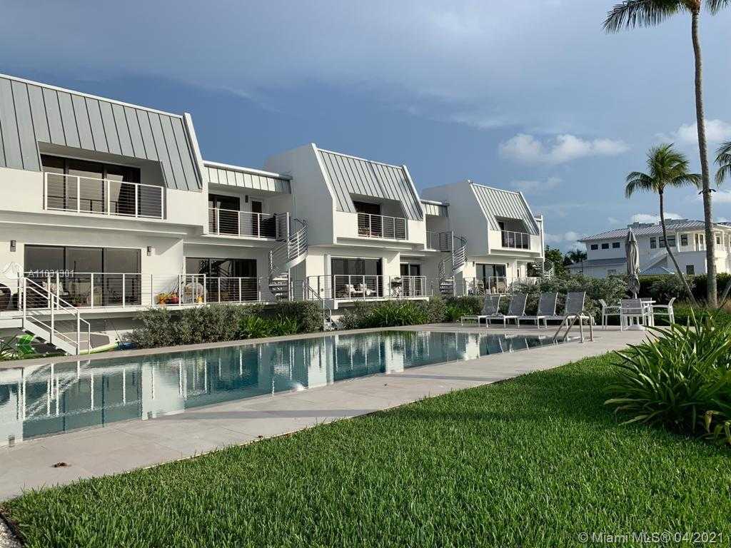 Small Image of 166 HARBOR DR #13C, Key Biscayne Number 4