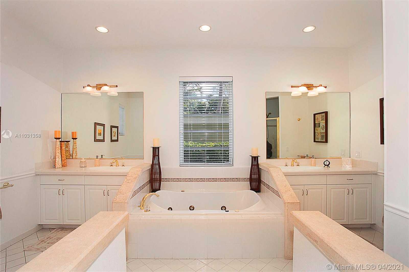 Small Image of 11149 SOUTH WEST 78 AV, Pinecrest Number 16