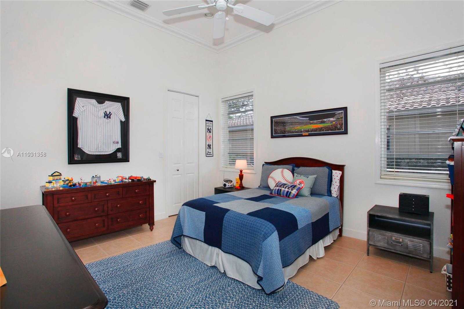 Small Image of 11149 SOUTH WEST 78 AV, Pinecrest Number 23