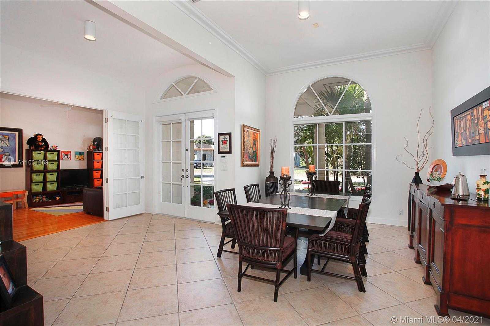Small Image of 11149 SOUTH WEST 78 AV, Pinecrest Number 8