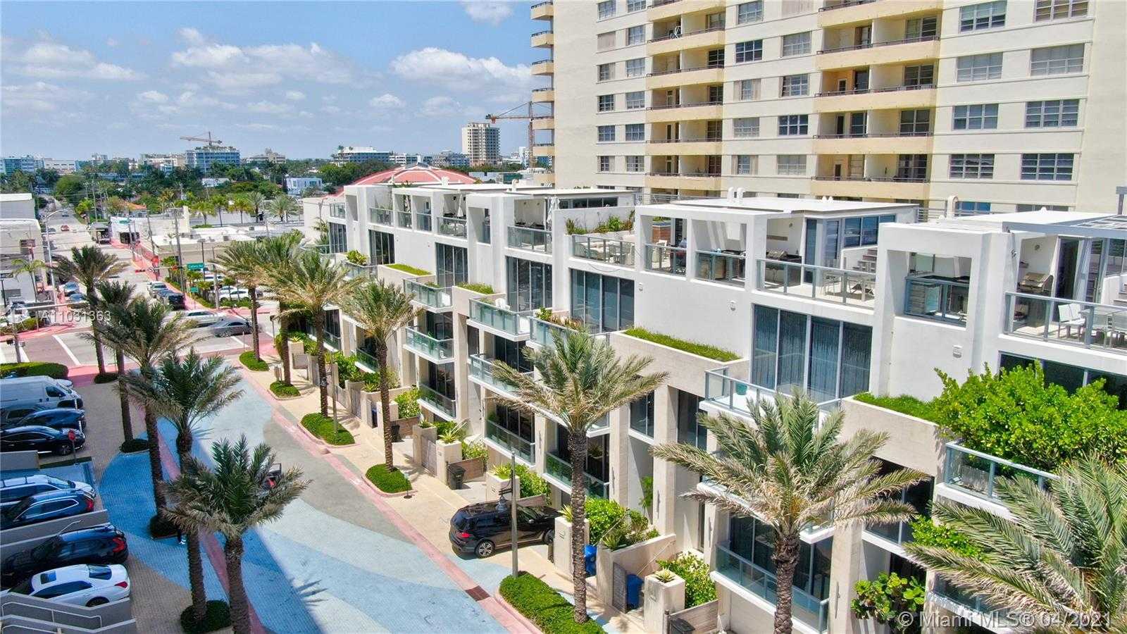 Small Image of 9501 COLLINS AVE #2, Surfside Number 31