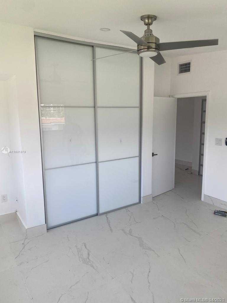 Small Image of 9257 BAY DR #., Surfside Number 13