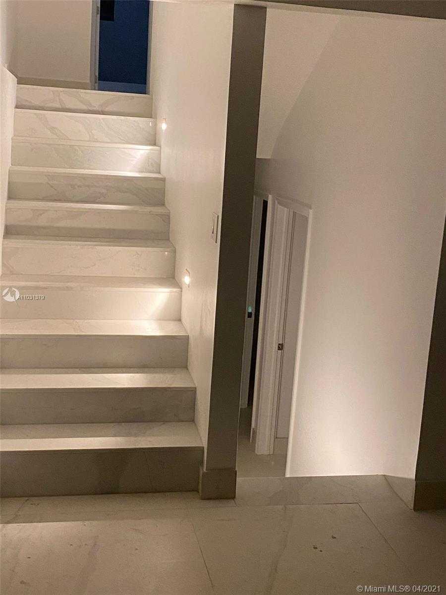 Small Image of 9257 BAY DR #., Surfside Number 16