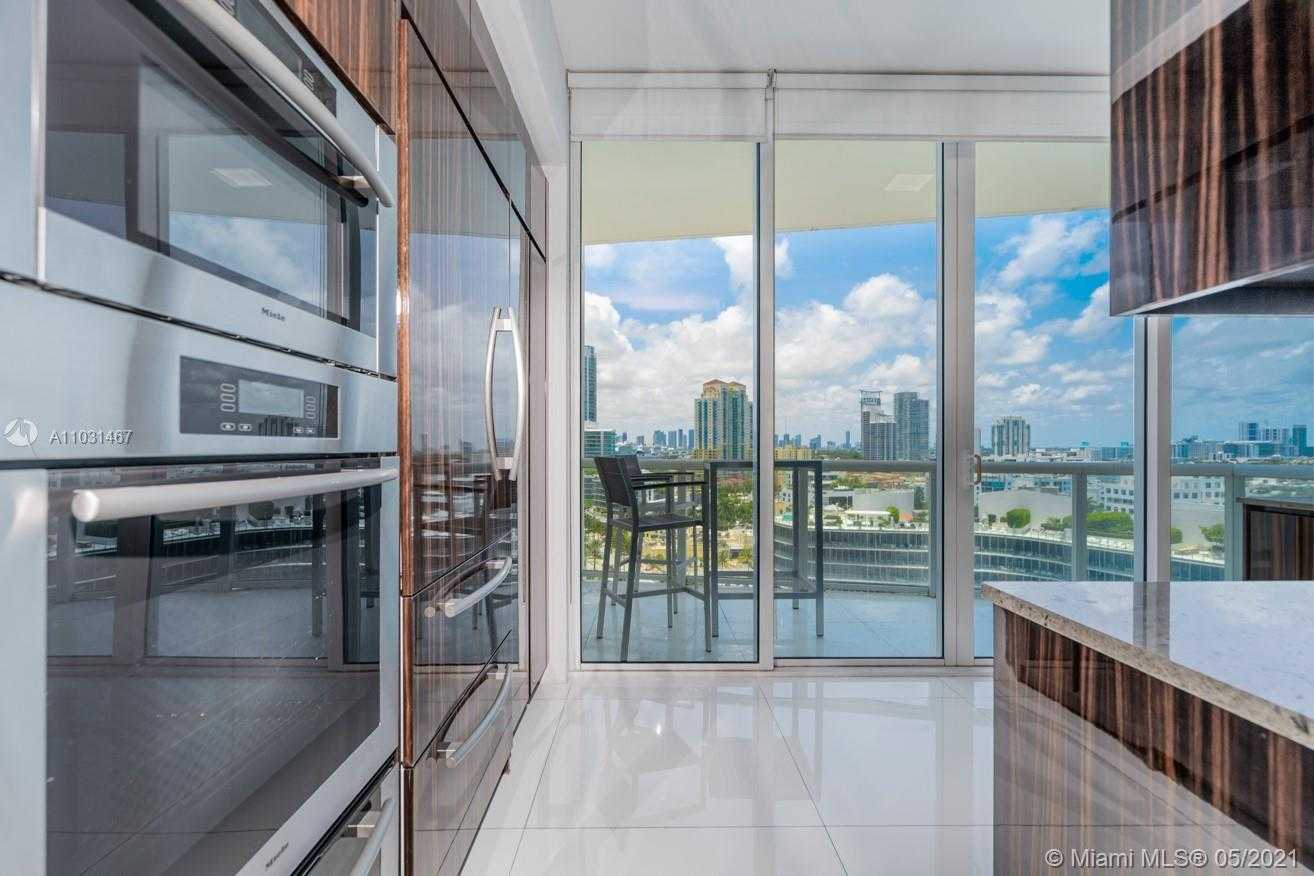 Small Image of 50 SOUTH POINTE DR #1506, Miami Beach Number 13