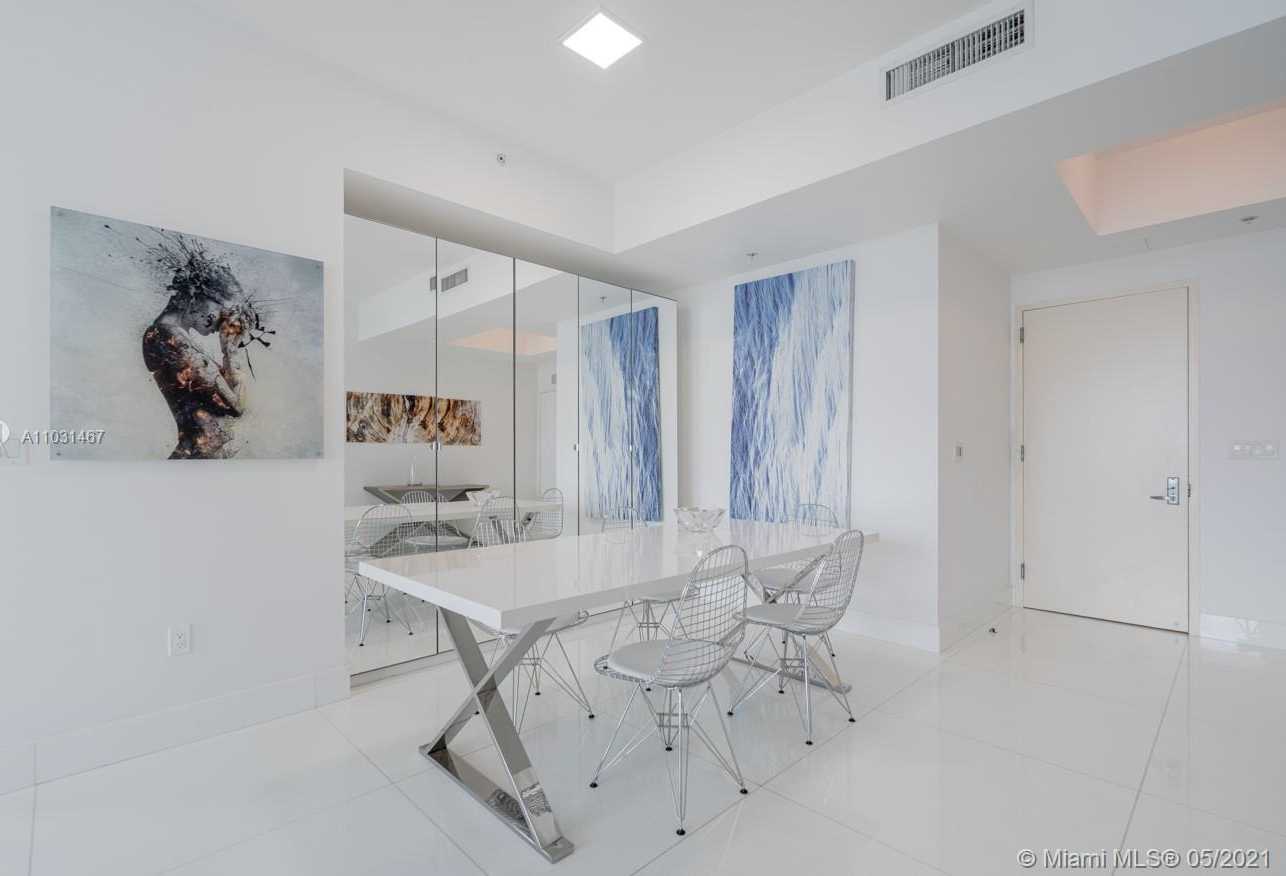 Small Image of 50 SOUTH POINTE DR #1506, Miami Beach Number 9