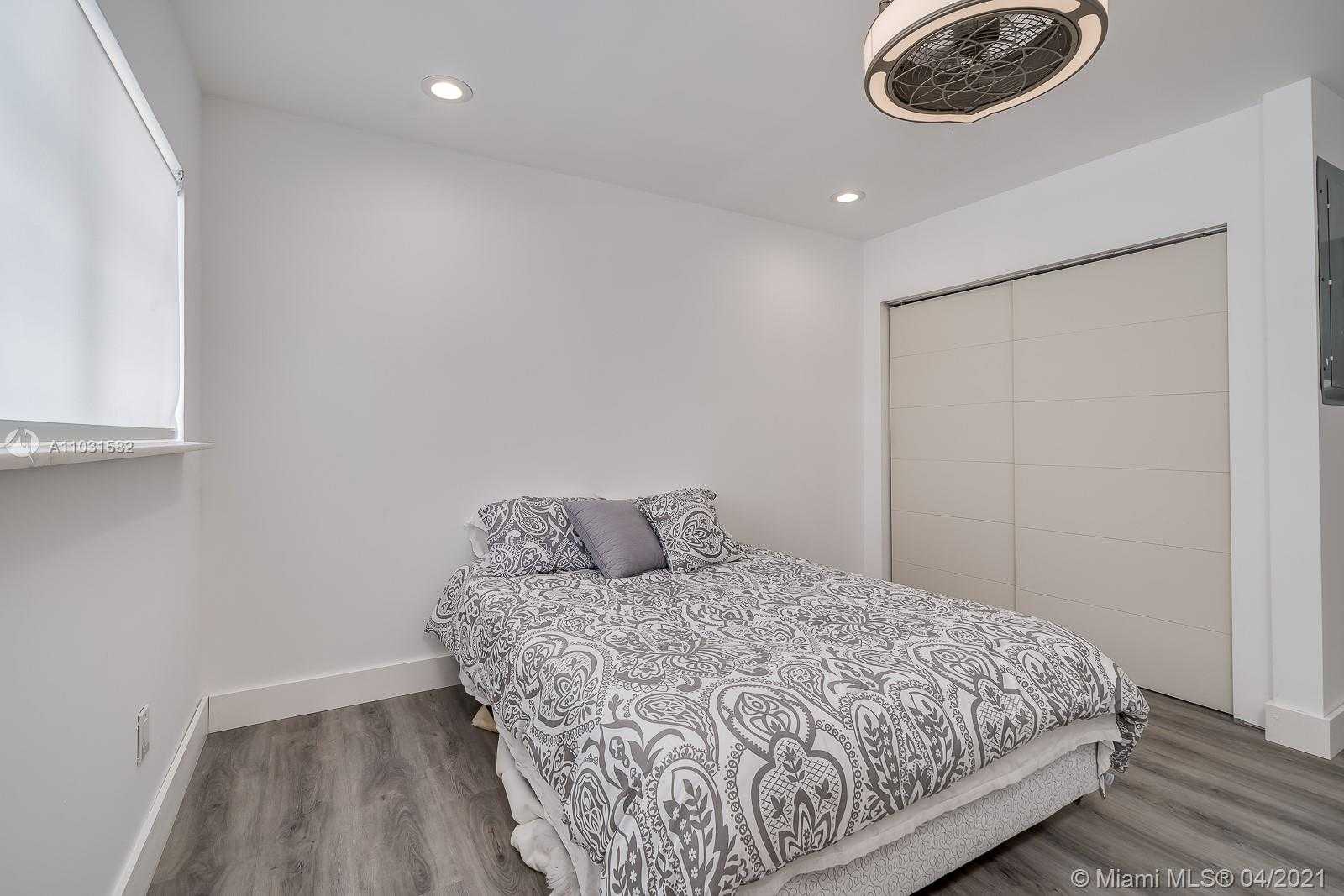 Small Image of 1779 MARIETTA, Fort Lauderdale Number 17