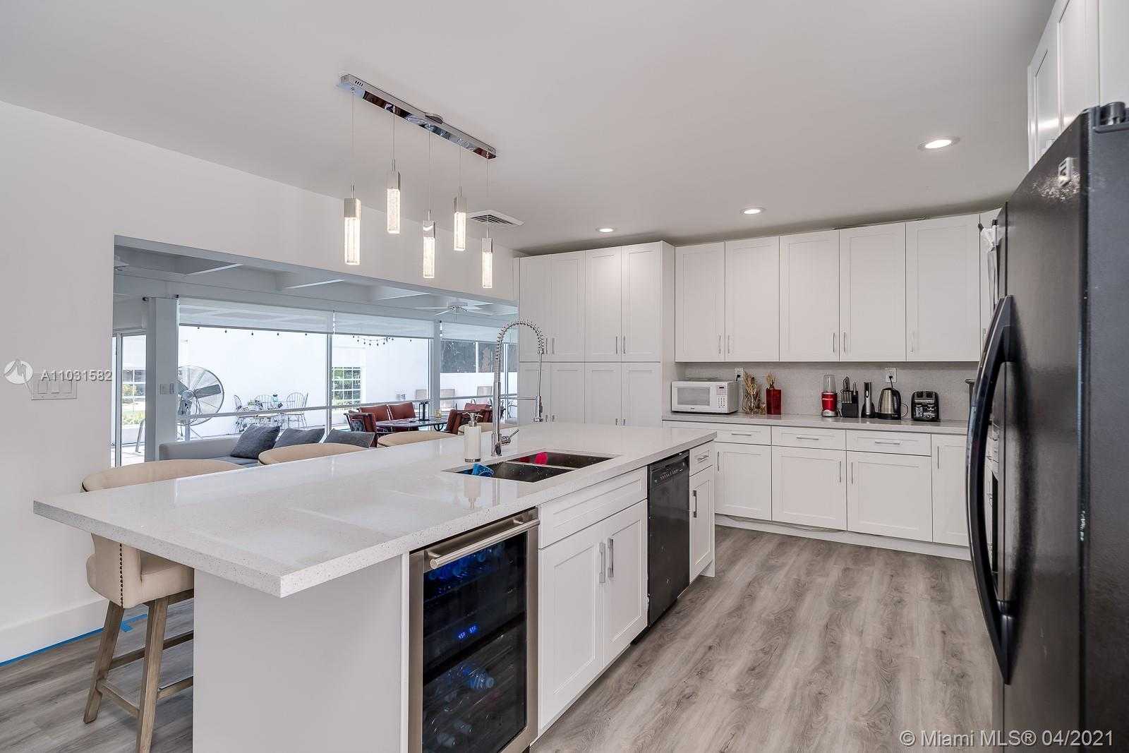 Small Image of 1779 MARIETTA, Fort Lauderdale Number 8