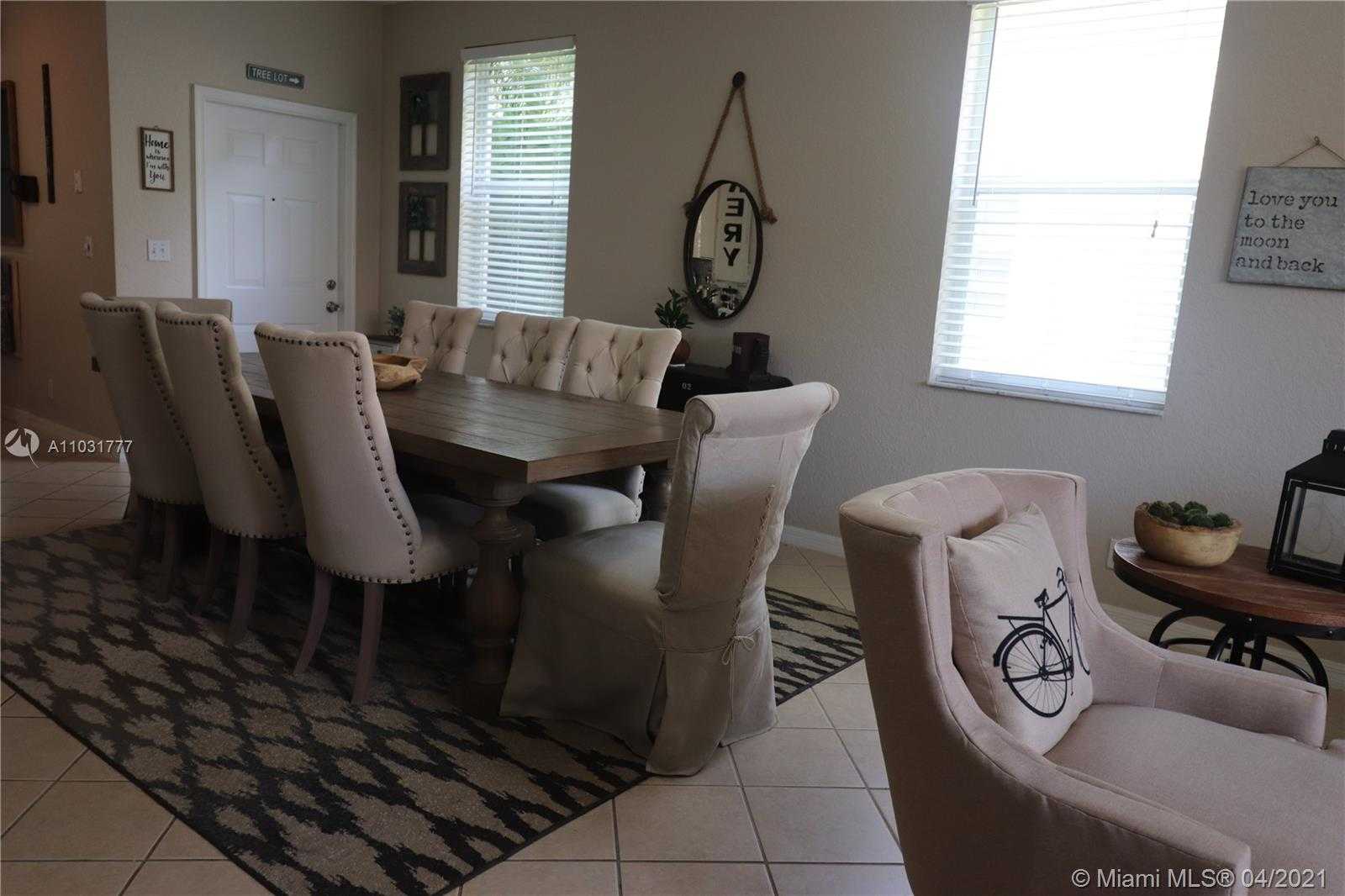 Small Image of 2076 HACIENDA TER #2076, Weston Number 18