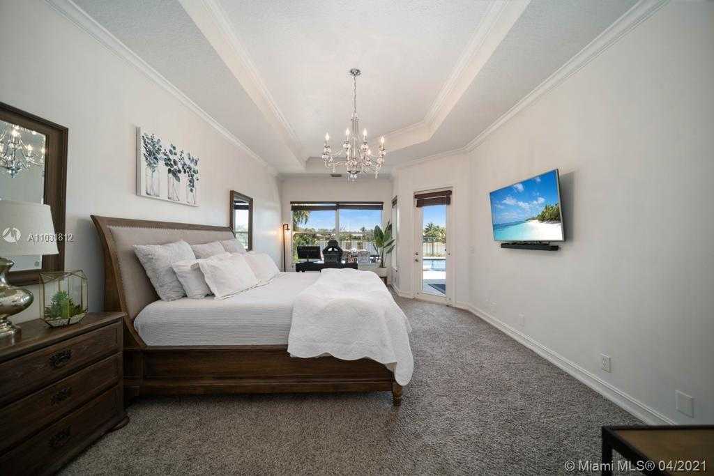 Small Image of 10668 WEST OAK MEADOW LN, Lake Worth Number 13