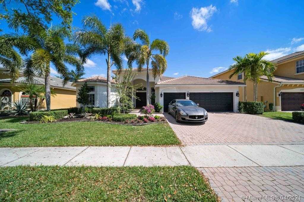 Small Image of 10668 WEST OAK MEADOW LN, Lake Worth Number 3