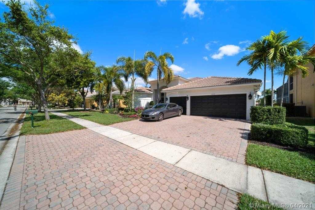 Small Image of 10668 WEST OAK MEADOW LN, Lake Worth Number 4