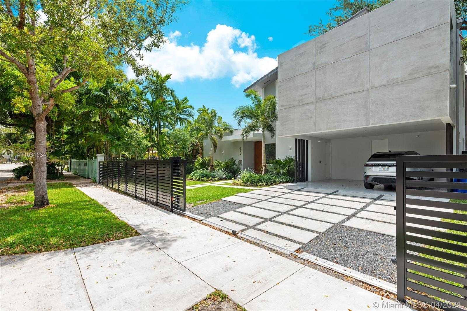 Small Image of 10 SAMANA DR, Miami Number 61