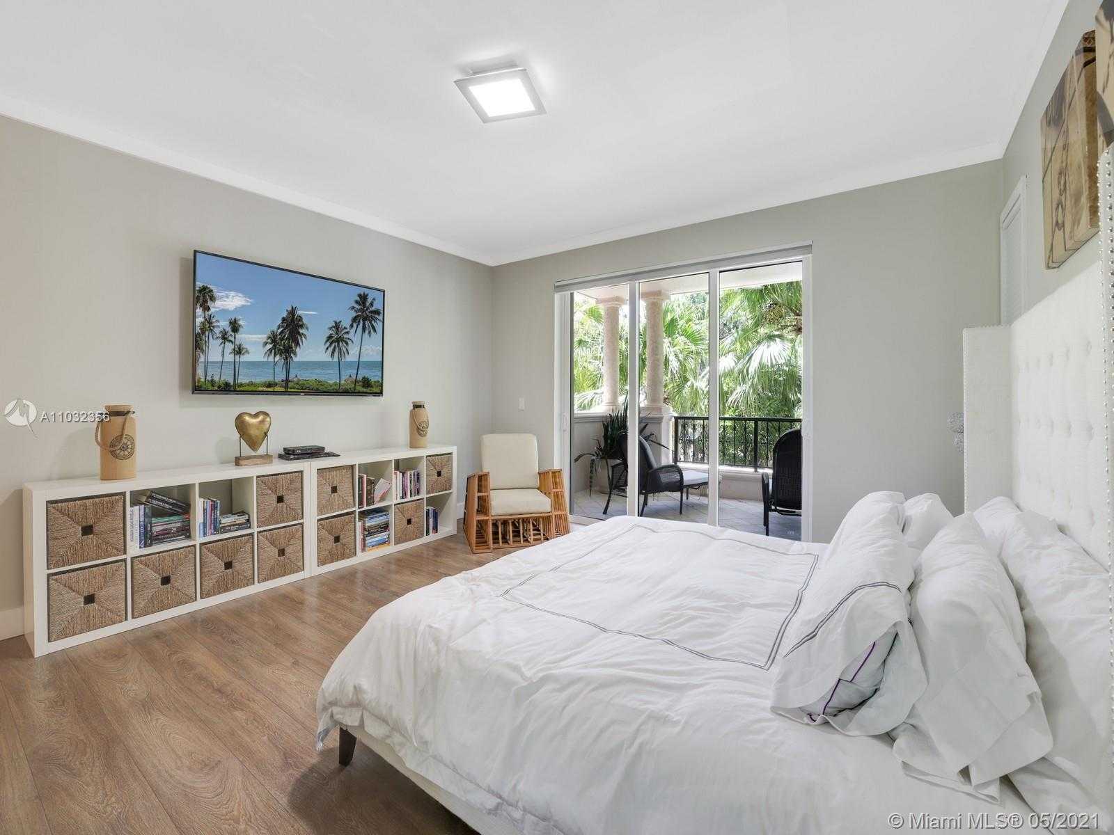 Small Image of 19126 FISHER ISLAND DR #19126, Miami Beach Number 24