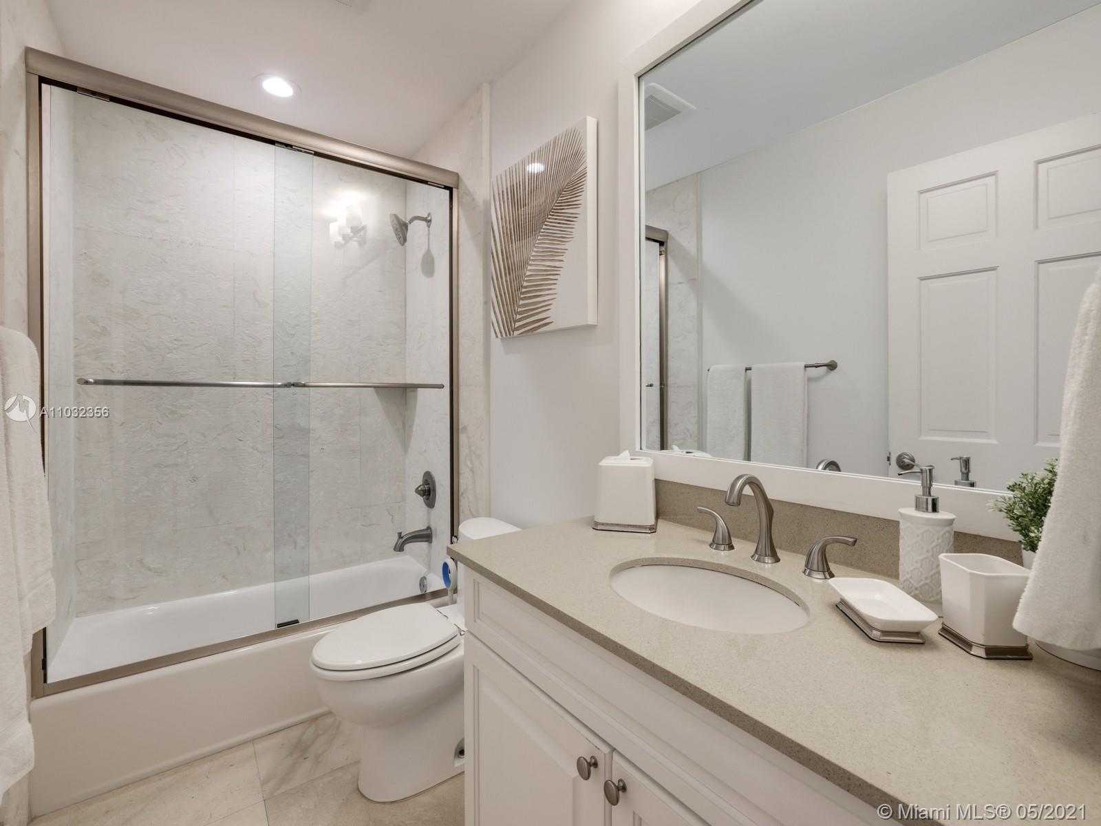 Small Image of 19126 FISHER ISLAND DR #19126, Miami Beach Number 25