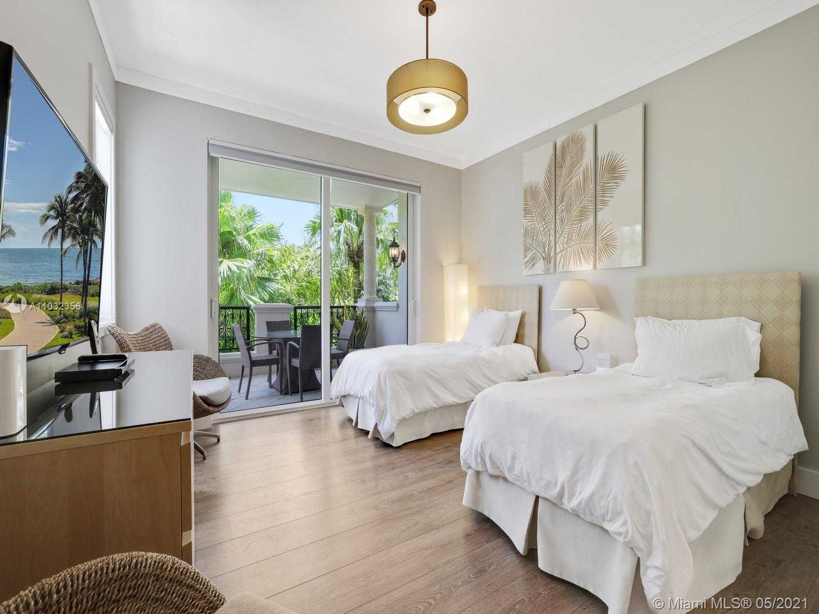 Small Image of 19126 FISHER ISLAND DR #19126, Miami Beach Number 26