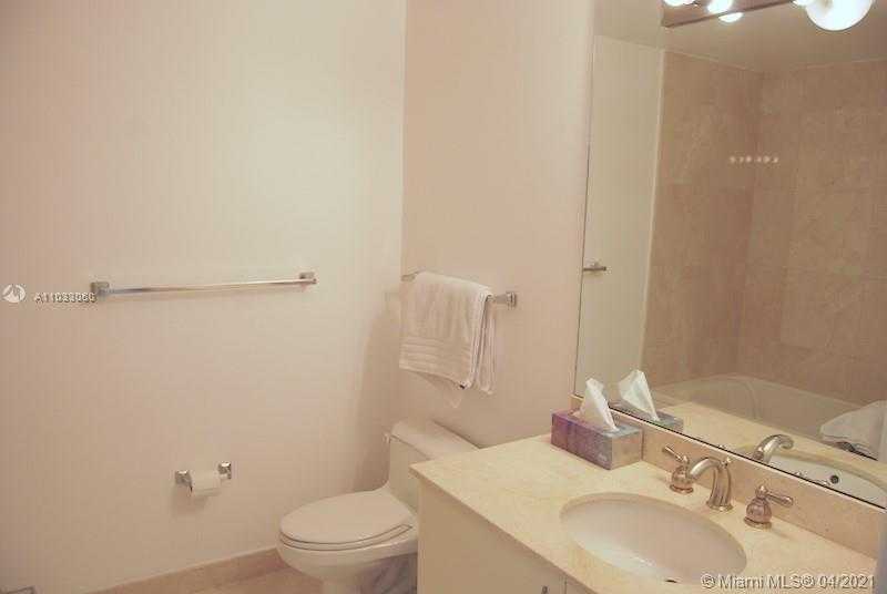 Small Image of 6365 COLLINS AVE #TS-07, Miami Beach Number 19