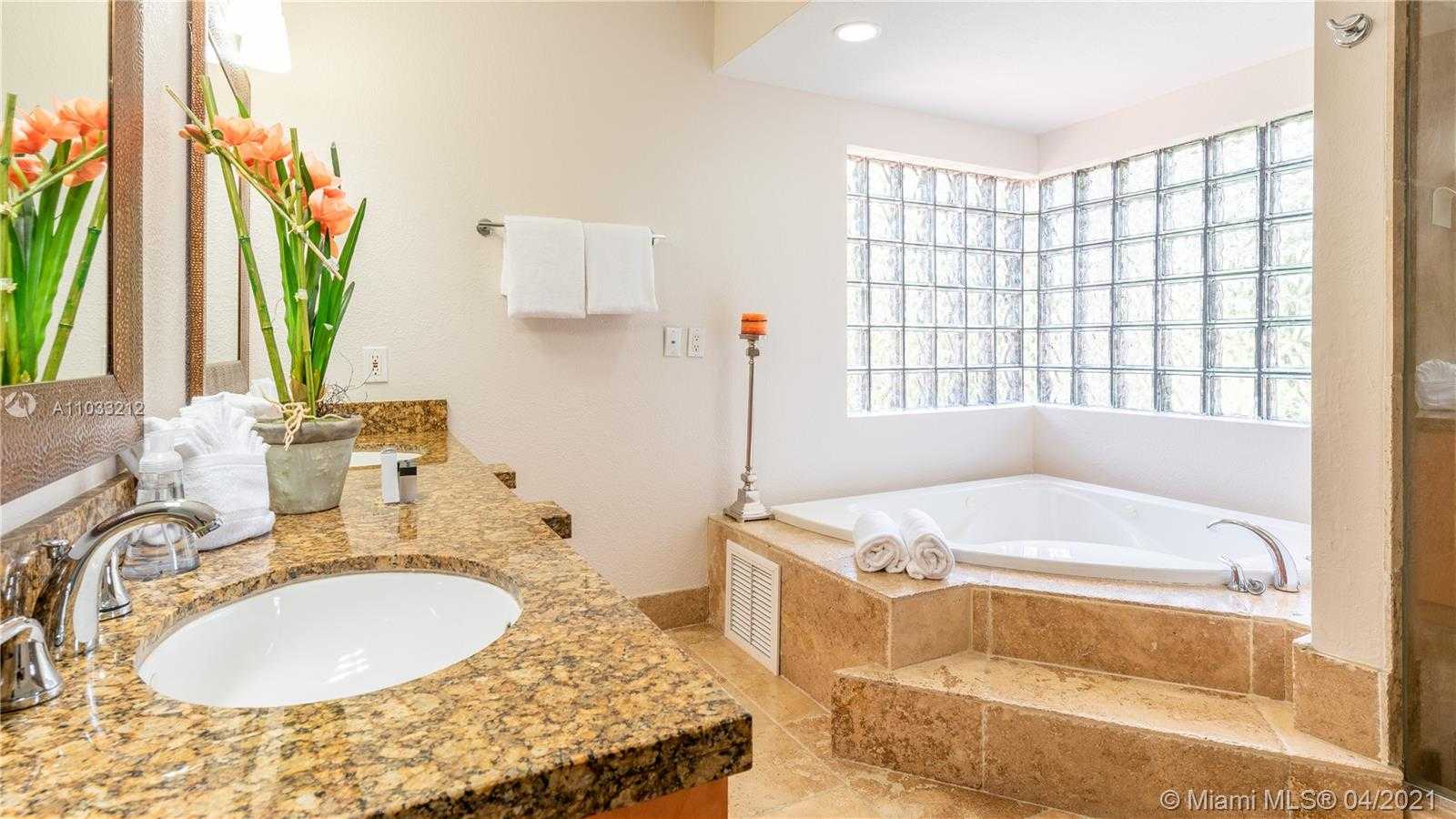 Small Image of 1173 NORTH EAST 104TH ST, Miami Shores Number 14