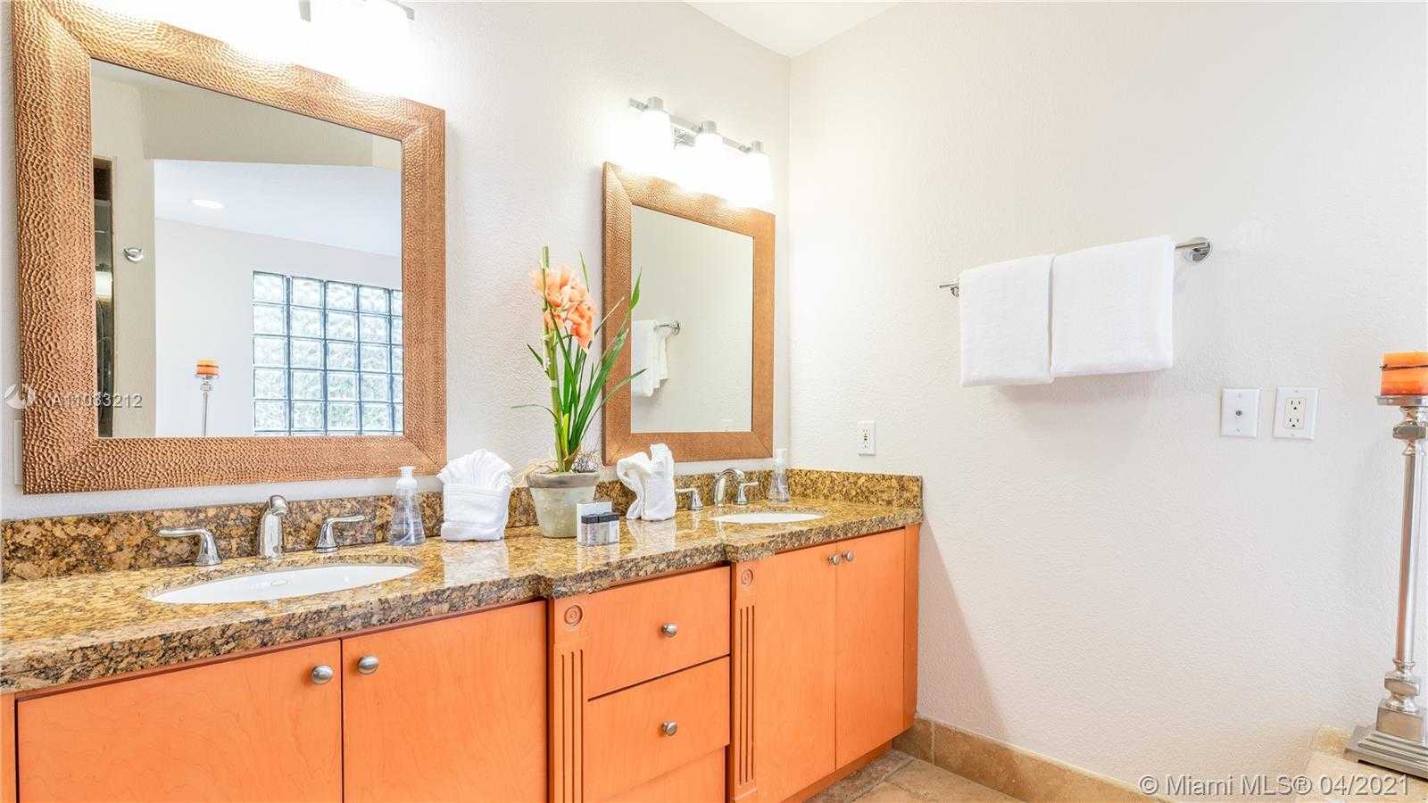 Small Image of 1173 NORTH EAST 104TH ST, Miami Shores Number 15