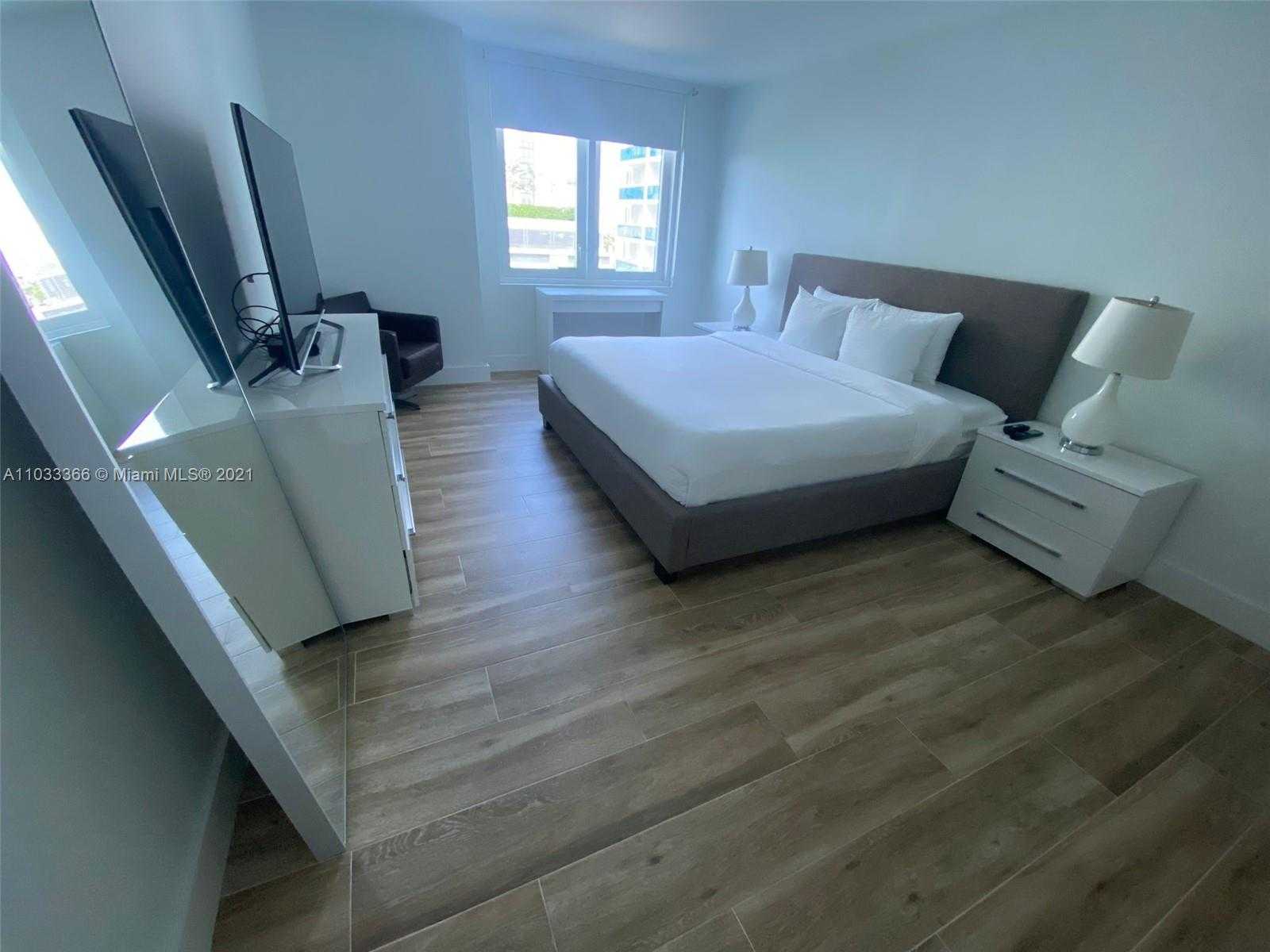 Small Image of 2301 COLLINS AVE #703, Miami Beach Number 2
