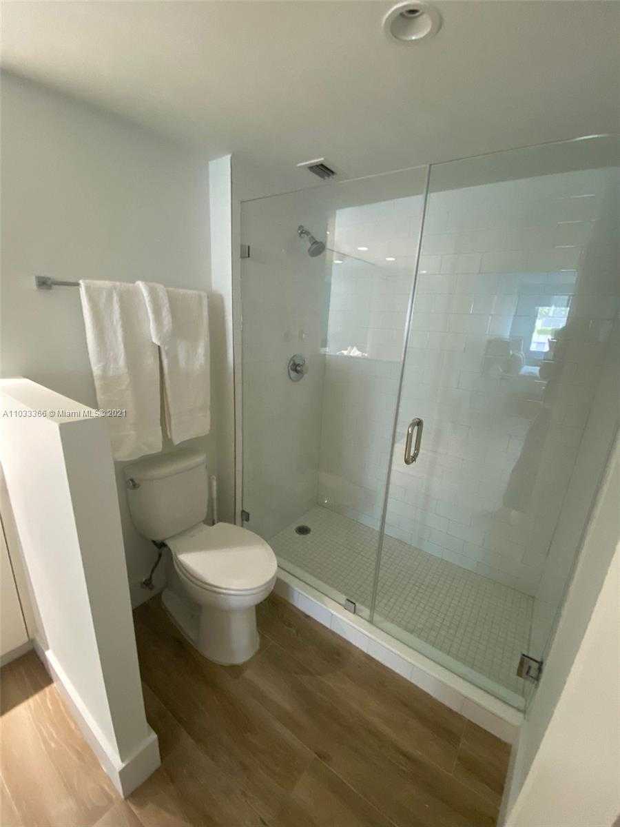 Small Image of 2301 COLLINS AVE #703, Miami Beach Number 5