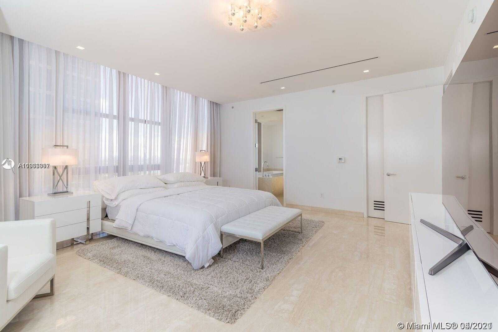 Small Image of 9705 COLLINS AVE #1704N, Bal Harbour Number 3