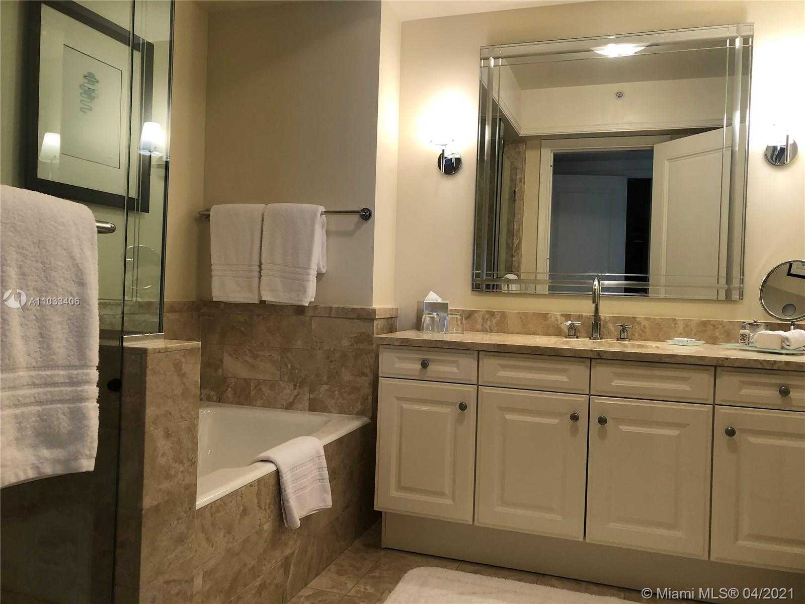 Small Image of 1435 BRICKELL AVE #3501, Miami Number 12