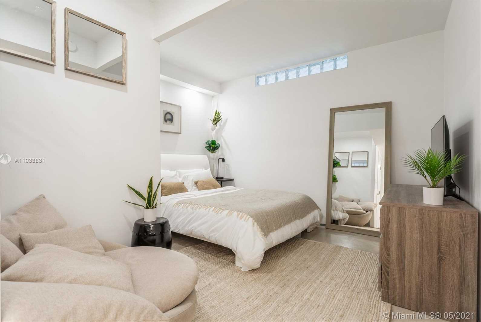 Small Image of 2301 COLLINS AVE #305, Miami Beach Number 7