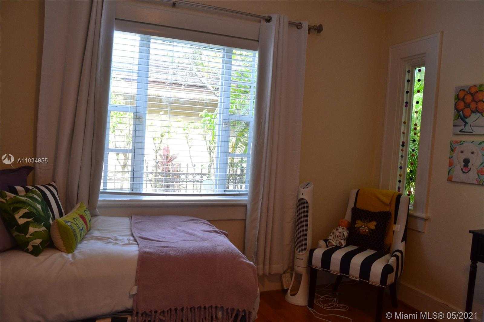 Small Image of 737 NAVARRE AVE, Coral Gables Number 14