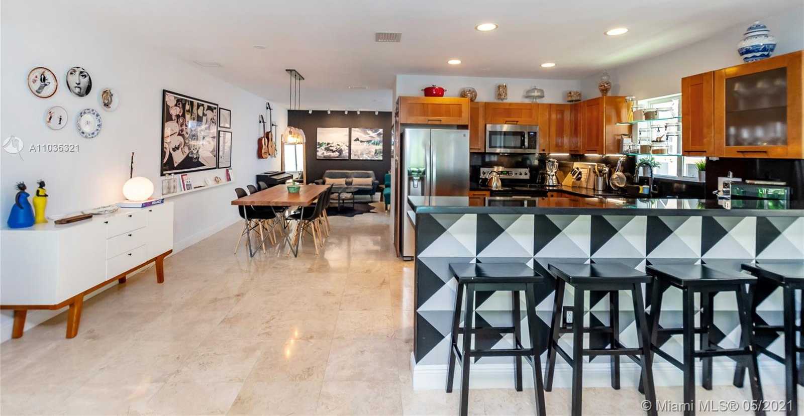 Small Image of 3166 INDIANA ST #I, Coconut Grove Number 11