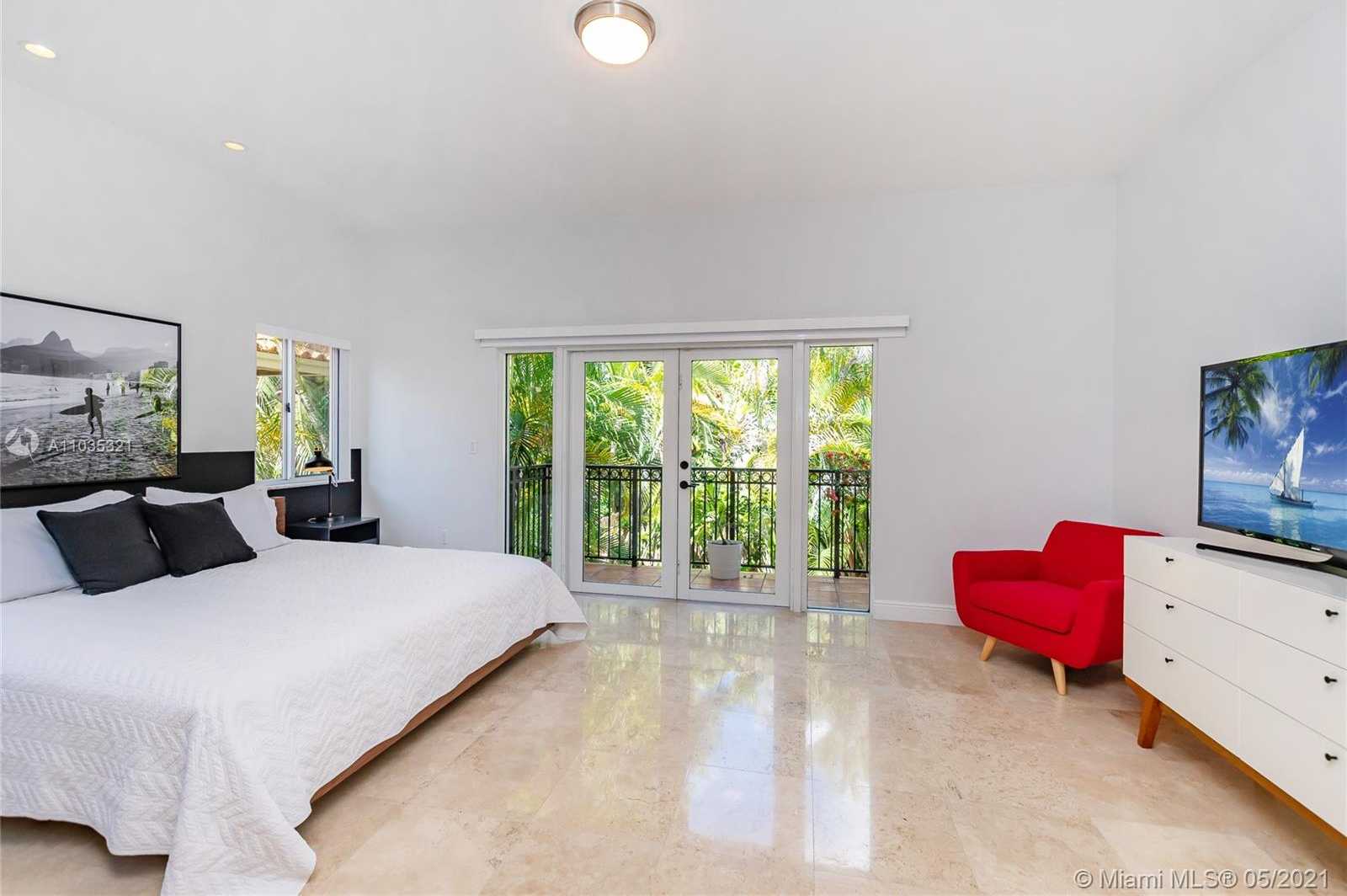 Small Image of 3166 INDIANA ST #I, Coconut Grove Number 20