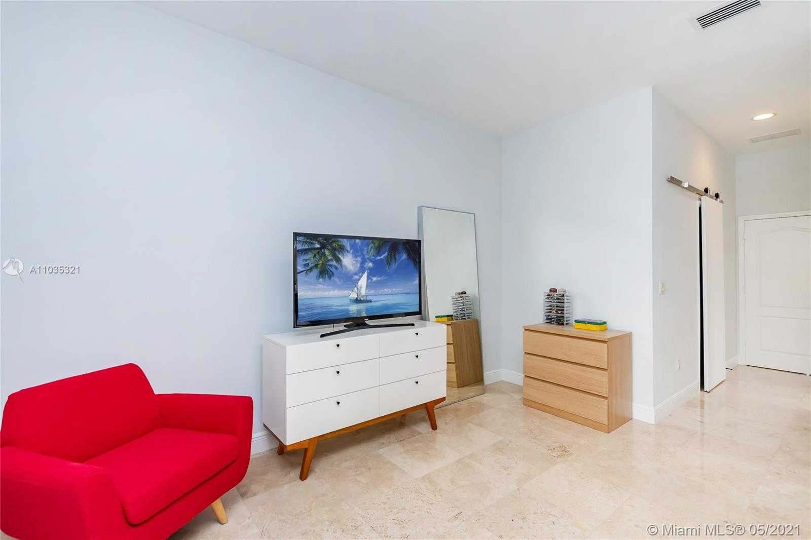 Small Image of 3166 INDIANA ST #I, Coconut Grove Number 22