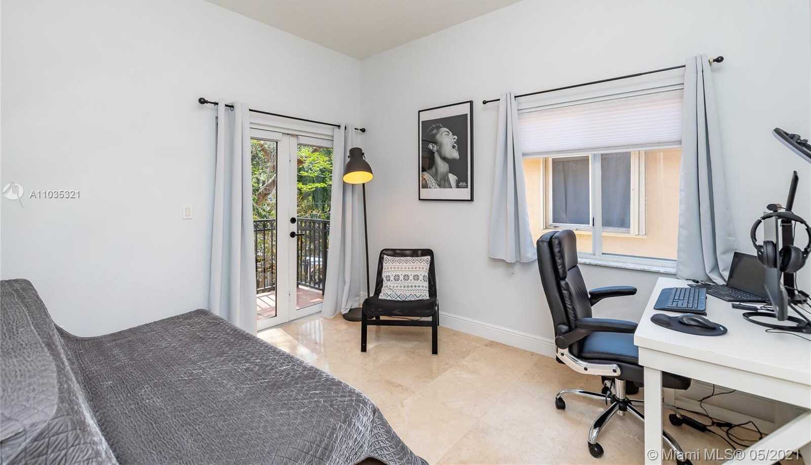 Small Image of 3166 INDIANA ST #I, Coconut Grove Number 25