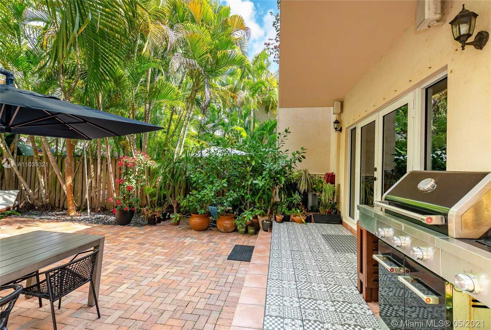 Small Image of 3166 INDIANA ST #I, Coconut Grove Number 4