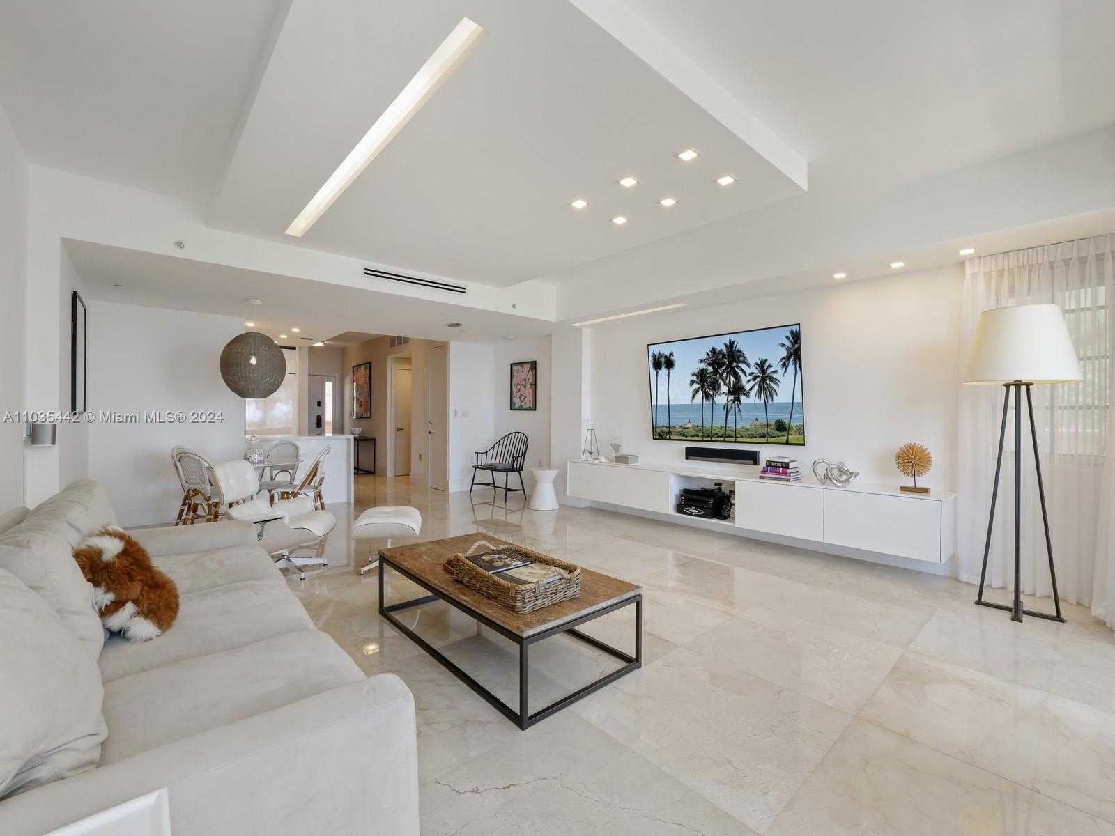 Small Image of 19223 FISHER ISLAND DR #19223, Miami Beach Number 11