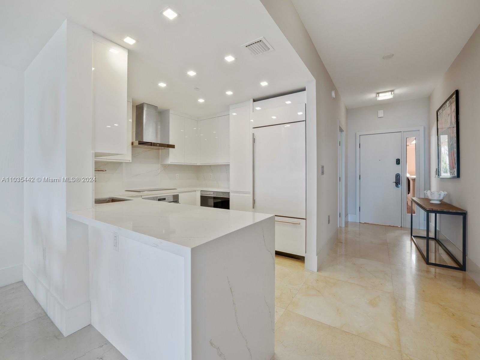 Small Image of 19223 FISHER ISLAND DR #19223, Miami Beach Number 17