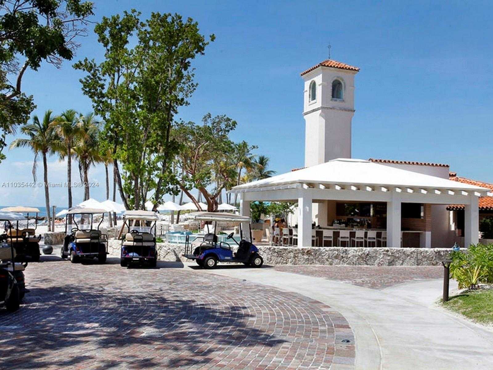Small Image of 19223 FISHER ISLAND DR #19223, Miami Beach Number 48
