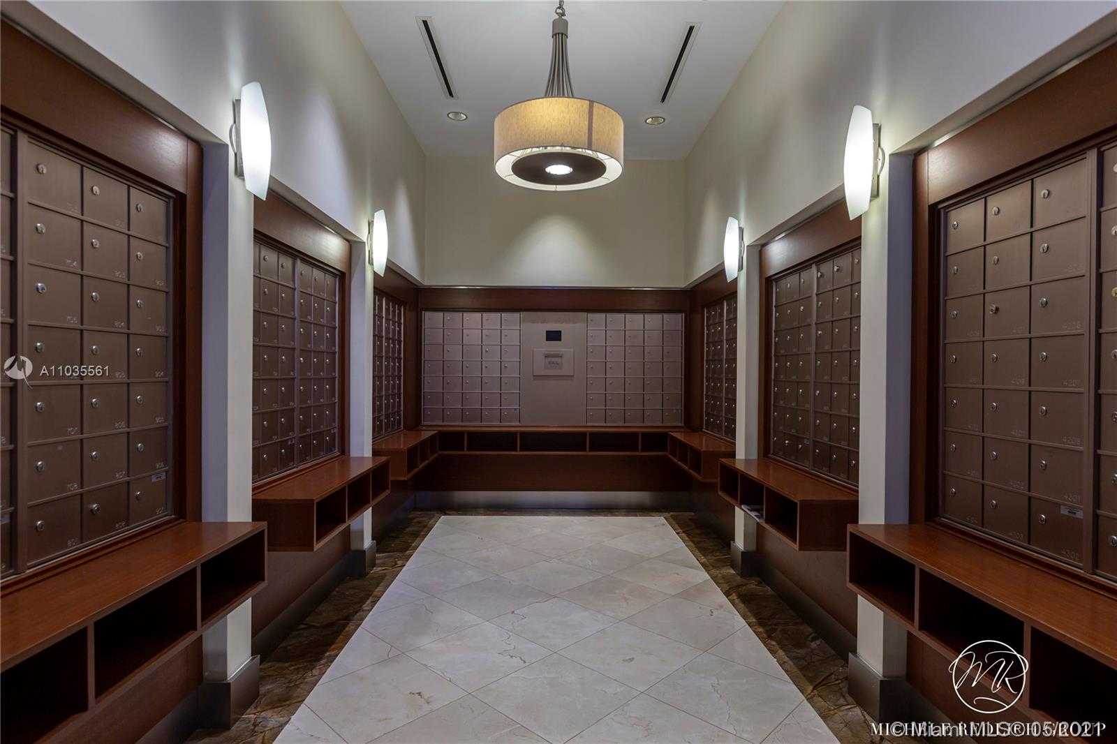 Small Image of 4779 COLLINS AVE #3904, Miami Beach Number 5