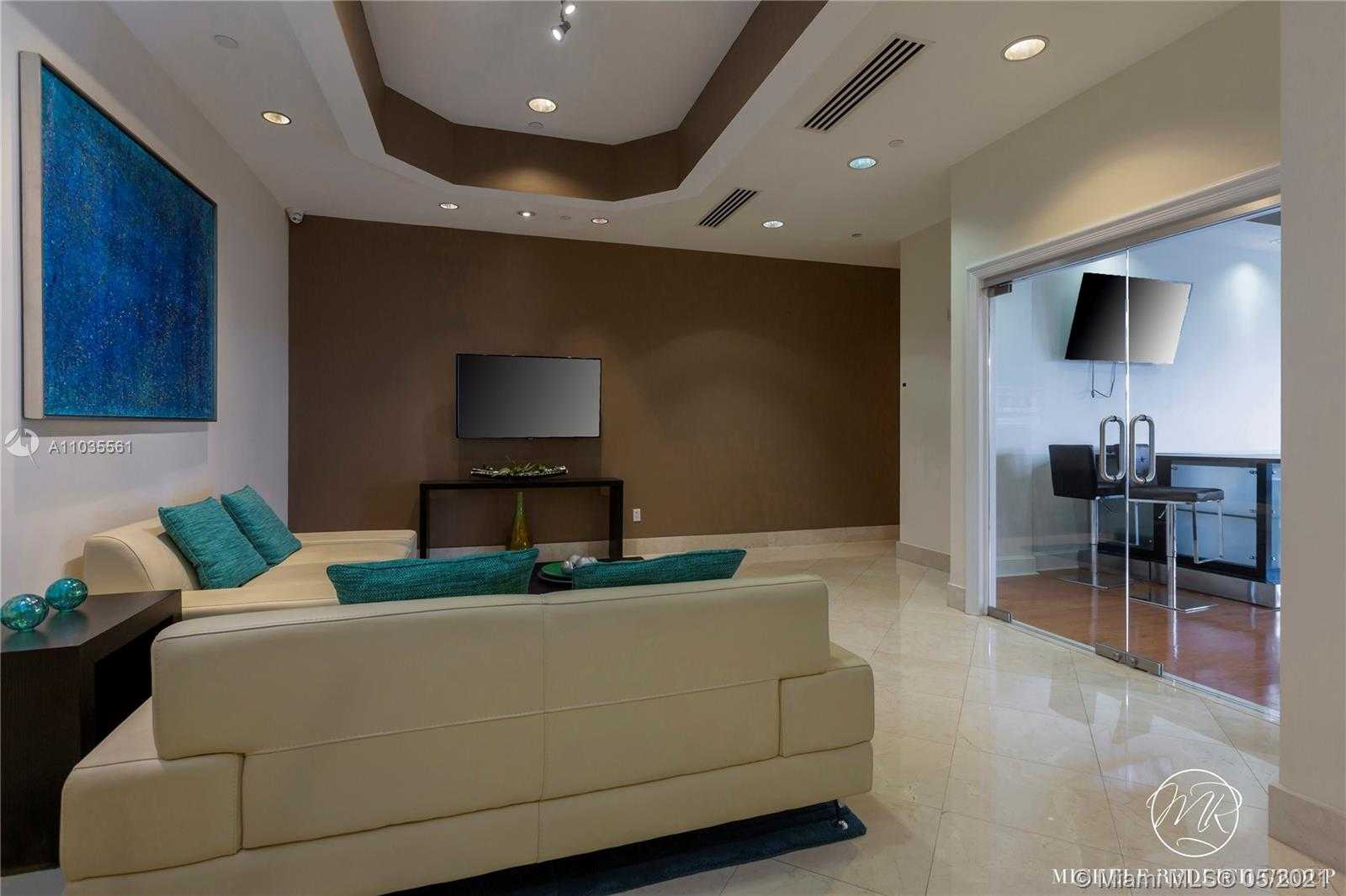 Small Image of 4779 COLLINS AVE #3904, Miami Beach Number 7