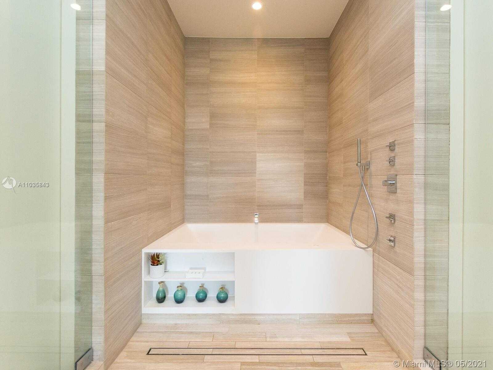 Small Image of 4701 NORTH MERIDIAN AVE #305, Miami Beach Number 21