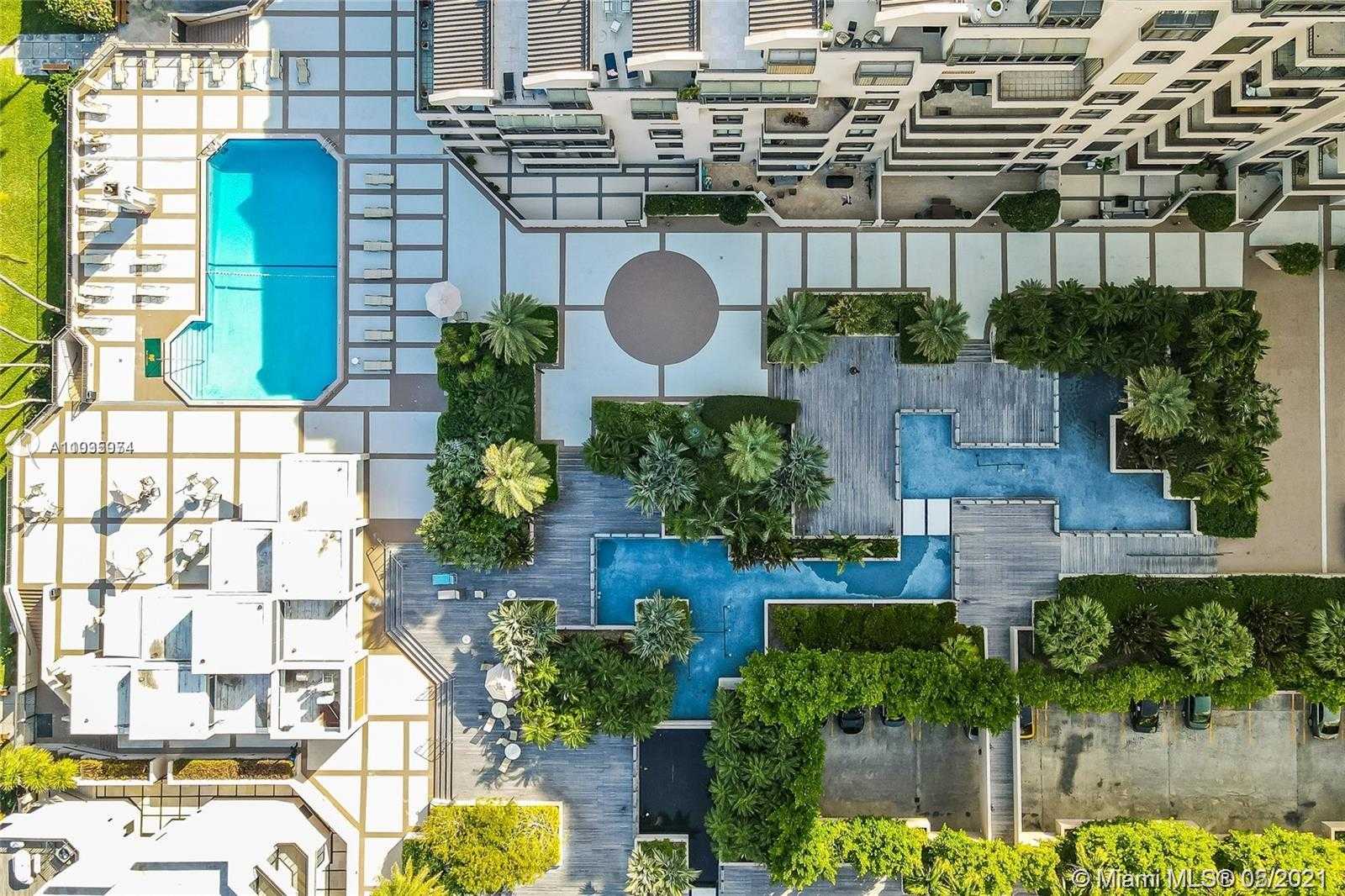 Small Image of 201 CRANDON BLVD #420, Key Biscayne Number 13