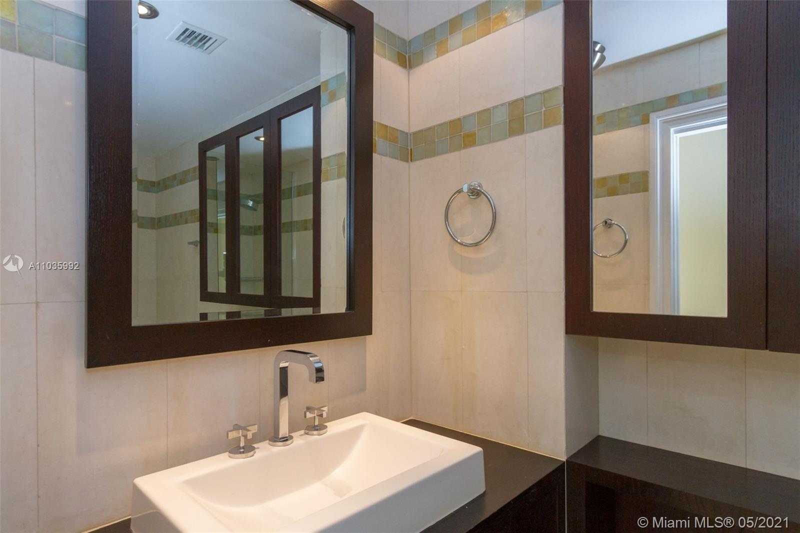 Small Image of 888 BRICKELL KEY DR #2802, Miami Number 17